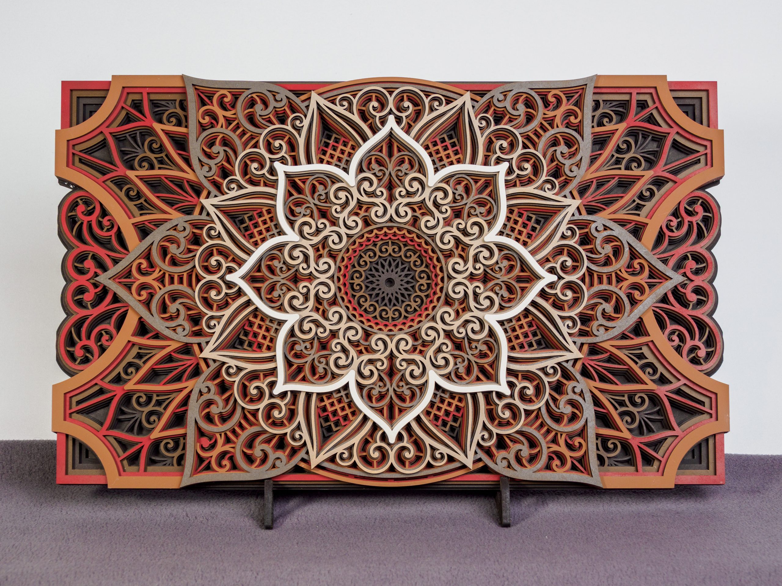 Multilayer Mandala Wandbild – 3D-Laserkunst mit 9 Lagen